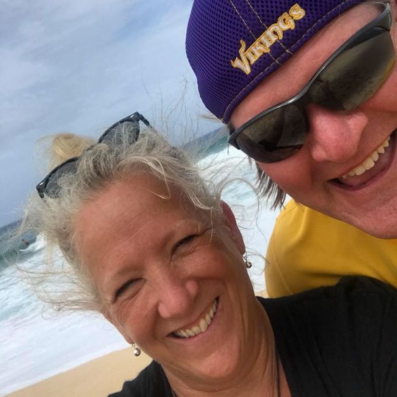 Meet your Posher, Leslie - Picture 1 of 1